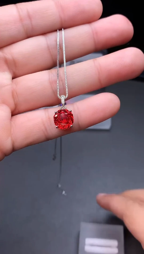 颈饰银S925镶嵌托帕石111