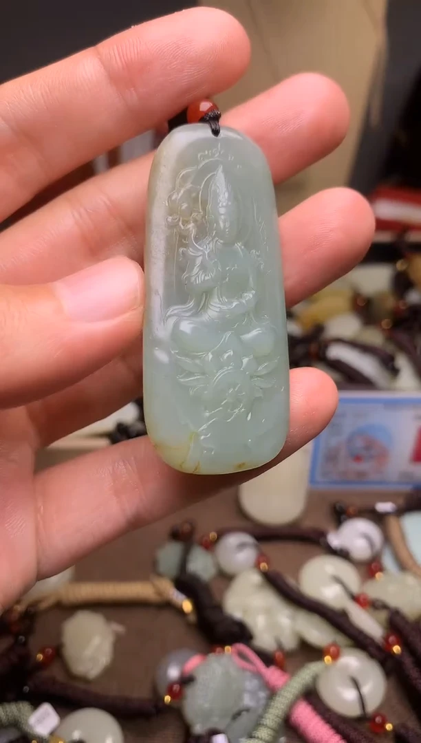 颈饰未镶嵌和田玉新疆料青海料清水和田玉吊坠