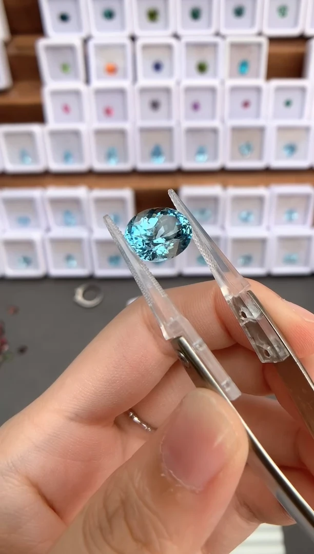 未镶嵌裸石定制海蓝宝石微***笑6.44ct 超圣 01064
