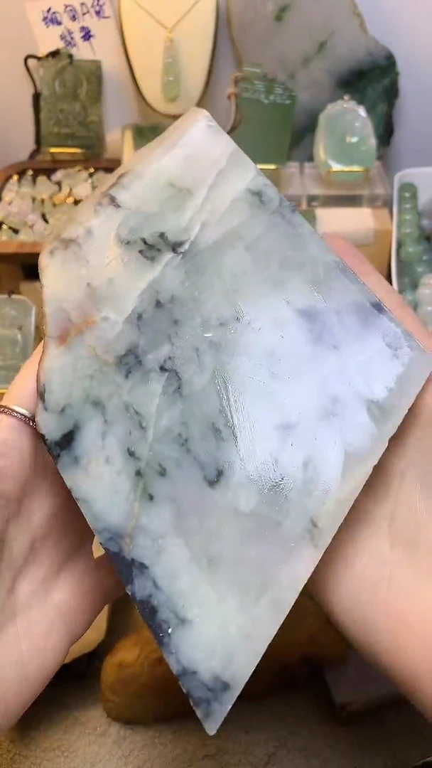 未镶嵌挂件翡翠房 缅甸A货翡翠，没有运费险