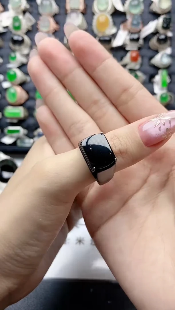 【闪购商品】翡翠戒指银S925镶嵌天然A货翡翠戒指