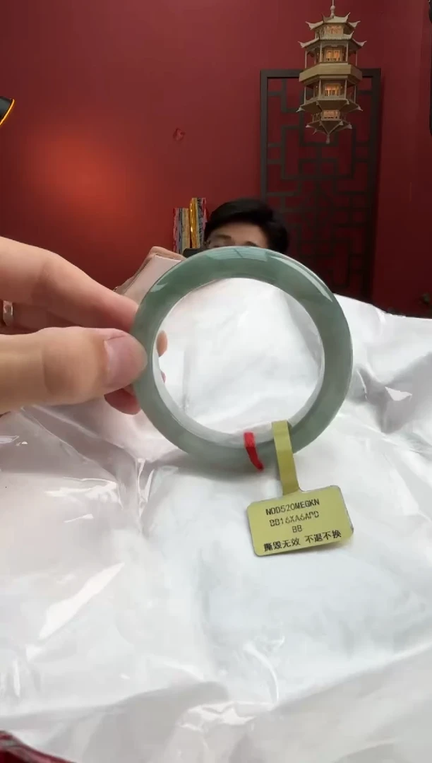 未镶嵌手镯翡翠翡翠手镯3