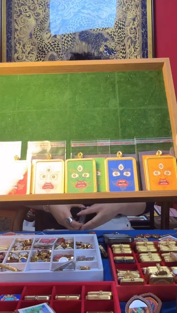 吊坠五路c背卡-热贡手绘唐卡