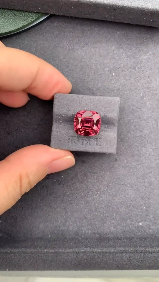 未镶嵌珠宝半成品碧玺7.4ct红碧玺 定制 GE