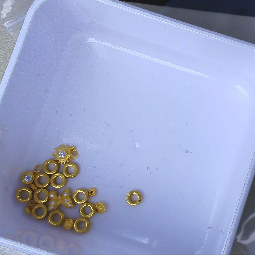 黄金足金小金 豆
