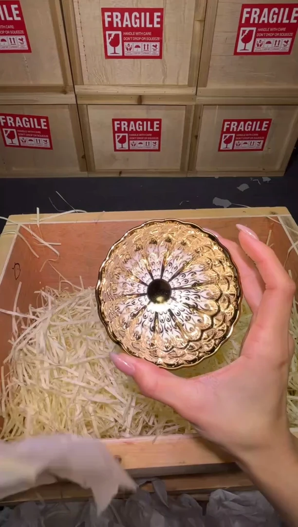 茶盏茶盏主人杯一只金孔雀