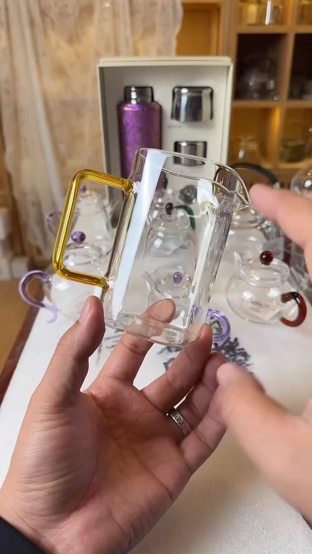 四方黄。。。。。。。。。。。