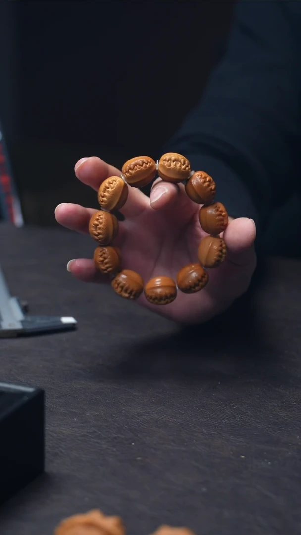 手串/手链橄榄核吞噬鲨鱼背+