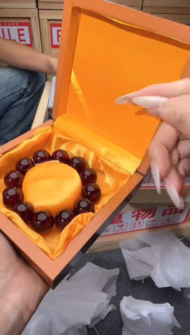 精美手串（无礼盒）