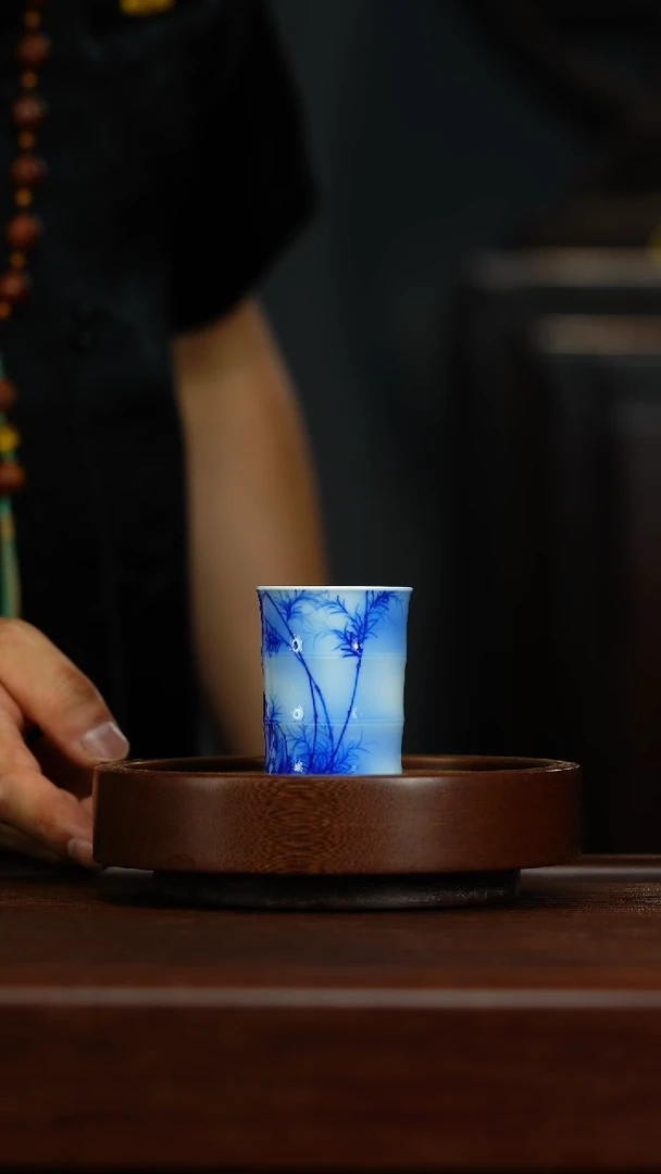 茶壶紫砂N6    青花瓷竹节小杯