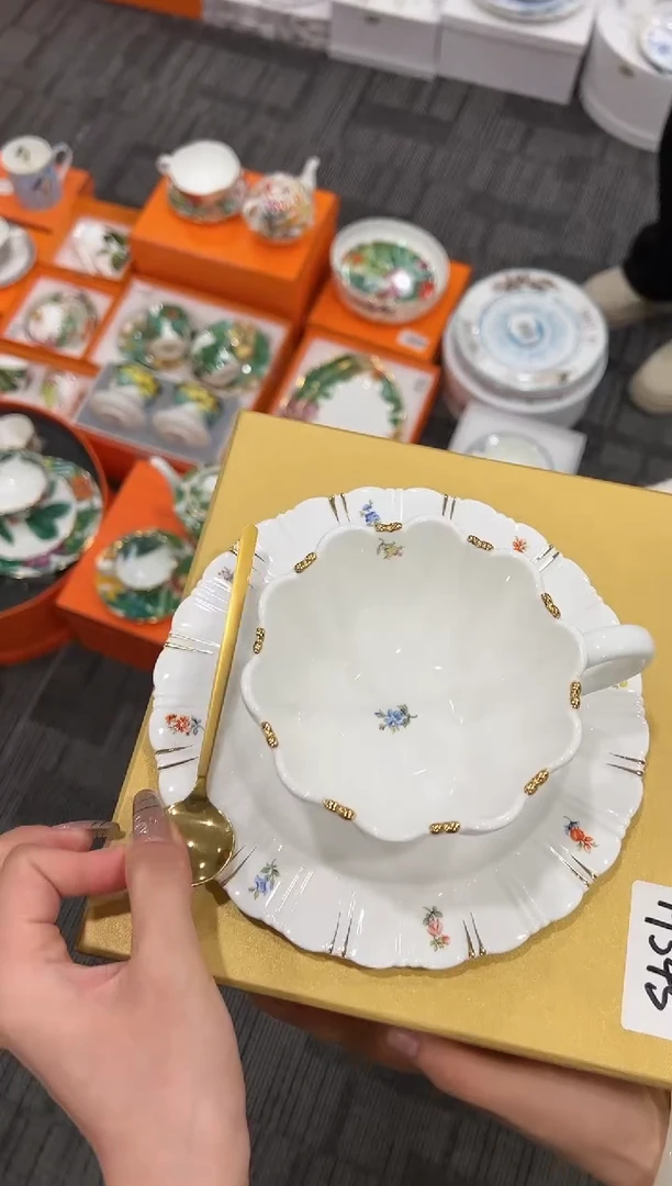 【闪购商品】杯H345--------------