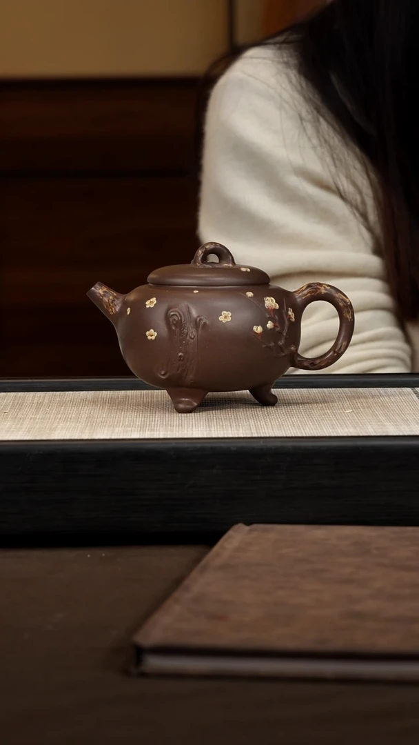 茶壶紫砂【P089】三足梅花  JXK