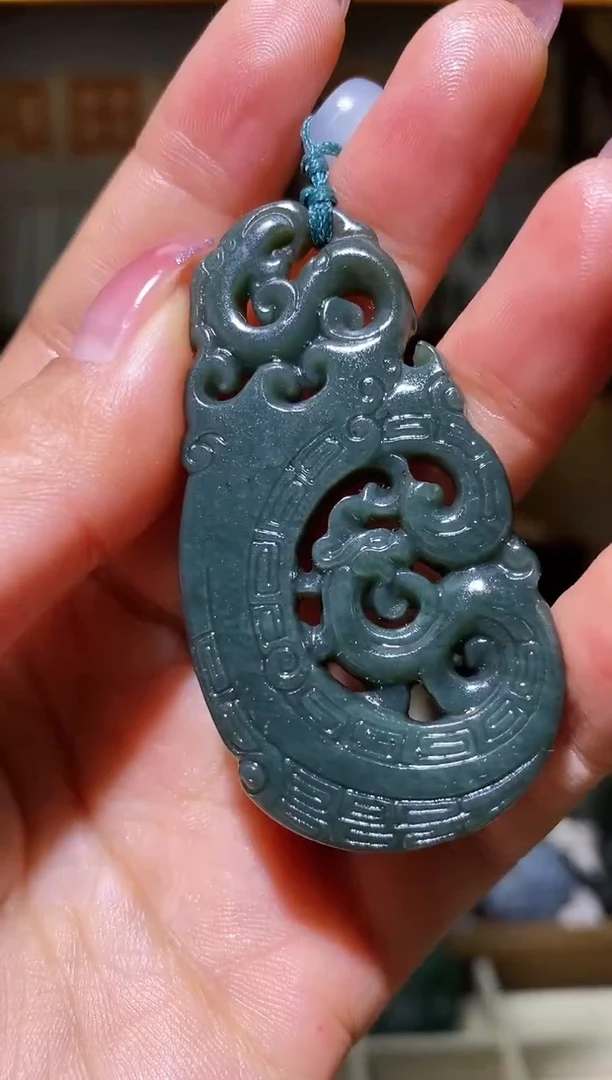 未镶嵌和田玉挂件1