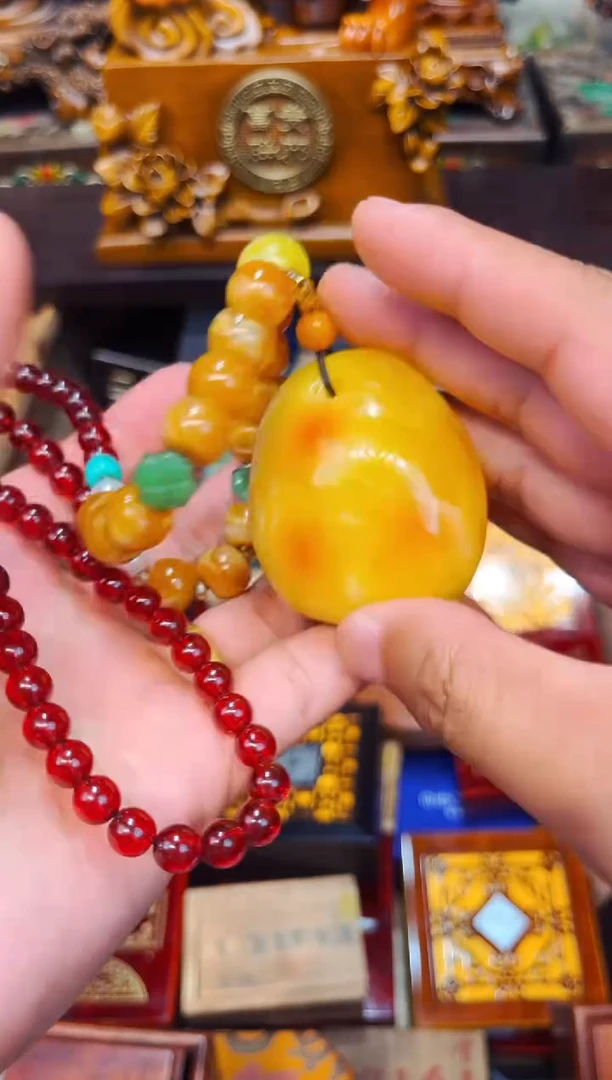 未镶嵌蜜蜡裸石Q瑞哥专属高端精品62