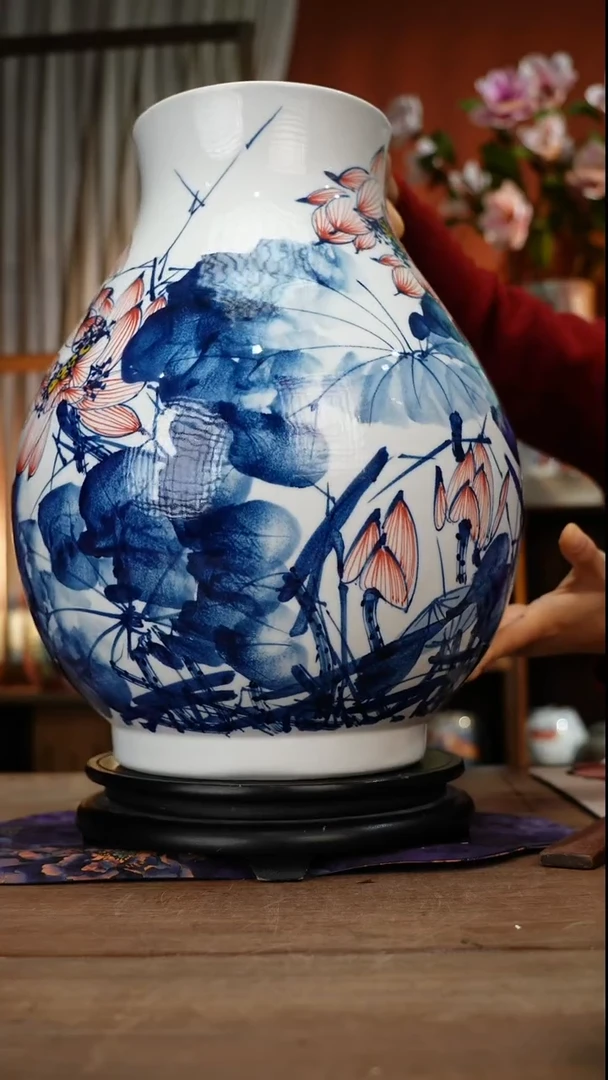 当代景德镇设计师釉下手绘陶瓷花瓶