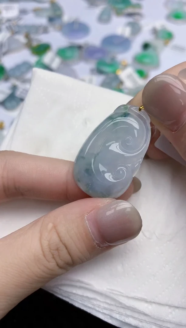 【闪购商品】翡翠颈饰18K金镶嵌天然翡翠A货