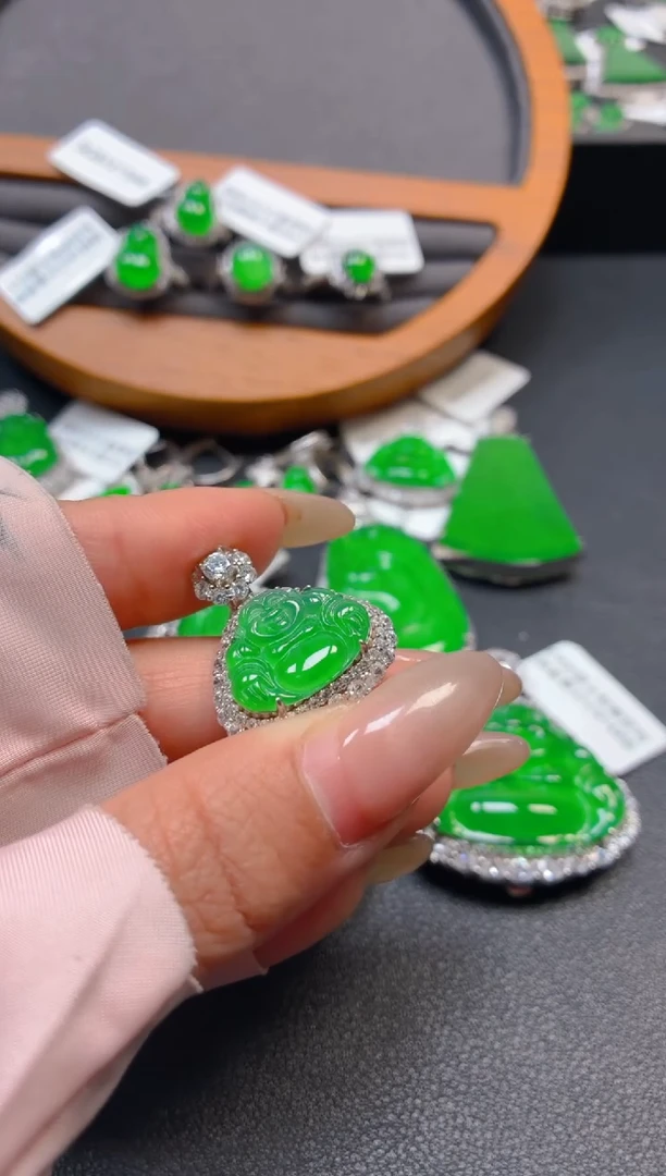 吊坠(不含链)银S925镶嵌翡翠1