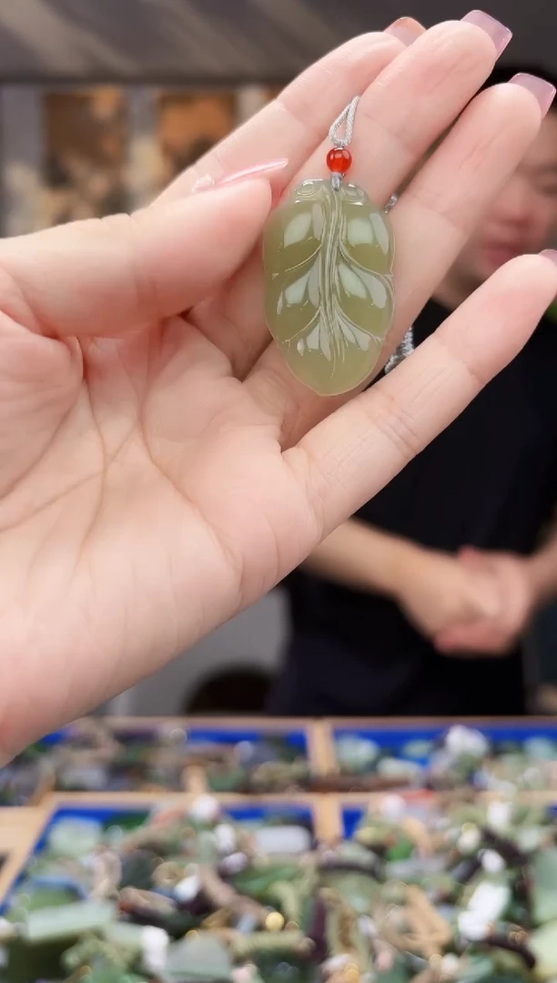 和田玉未镶嵌挂件拍一发一多样性发货