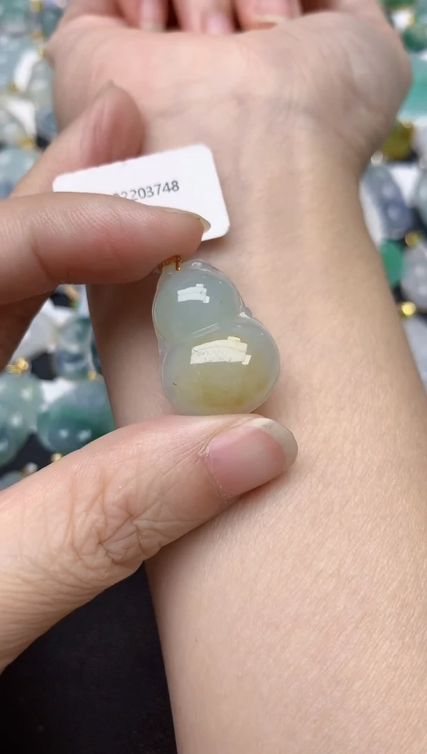 颈饰18K金镶嵌翡翠天然缅甸A货翡翠