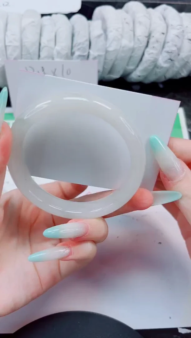 石英质玉手镯未镶嵌169-59/60