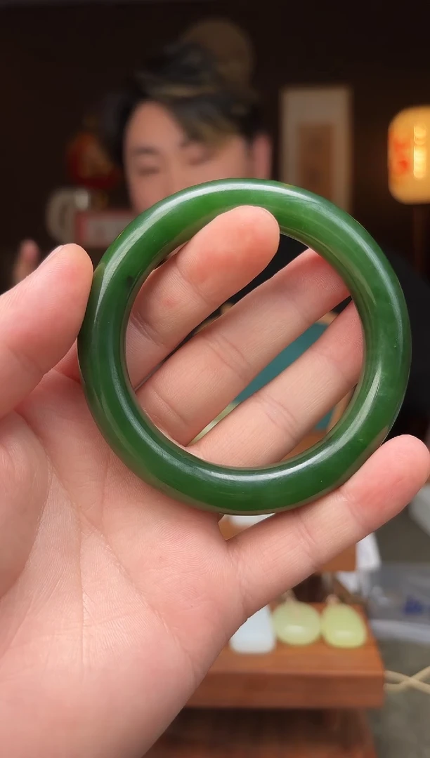 未镶嵌和田玉把件天**娃ff60-手镯