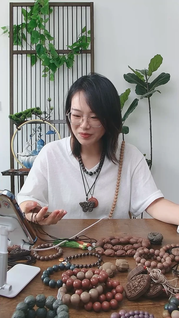 泥塑玉兰的大花蝴蝶+奶檀龙涎的凤九+青木的达摩