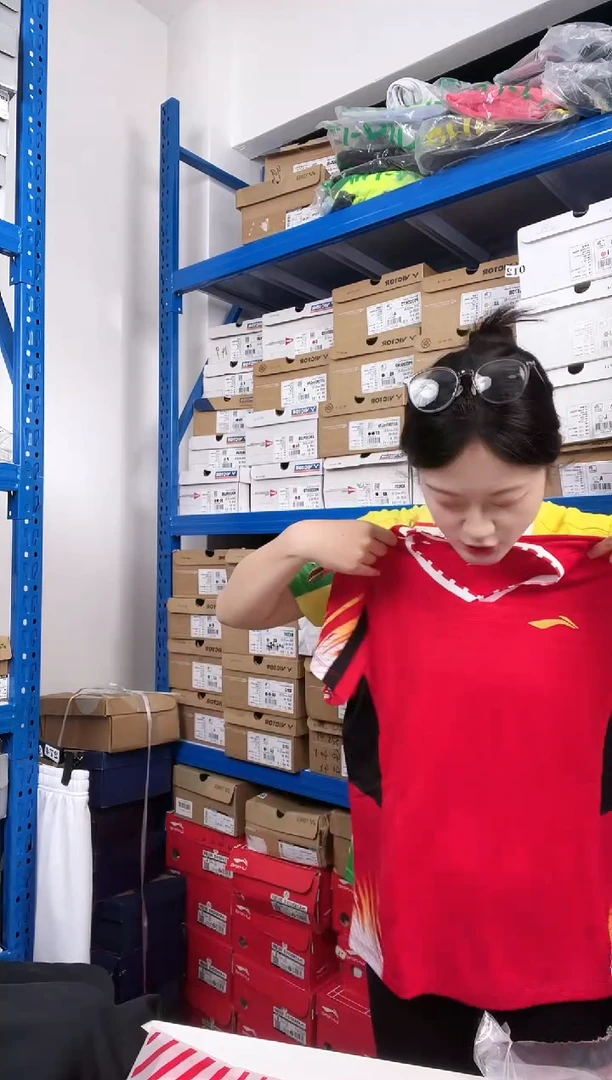 537号清仓衣服，不退不换！！女款L码
