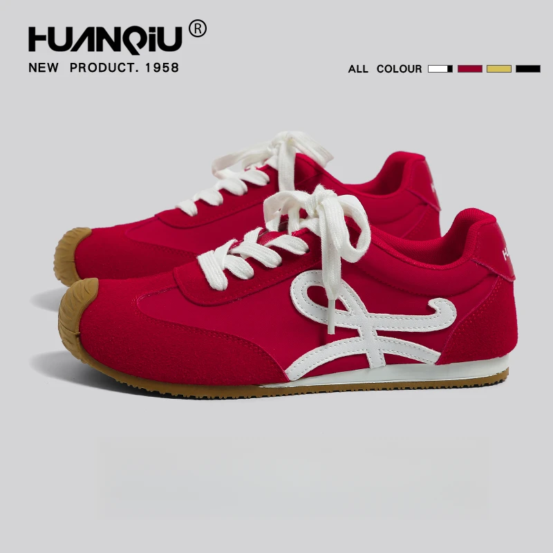 环球红色德训鞋女2025秋季爆款时尚平底休闲轻便板鞋阿甘女鞋潮流