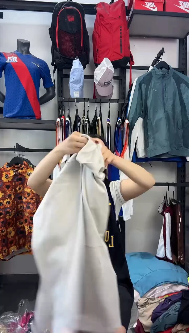 182·编码 耐克卫衣服饰过款为准 尺码