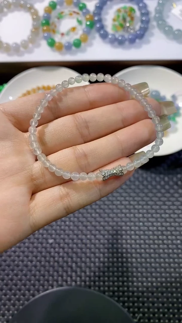 散珠翡翠卡4手串