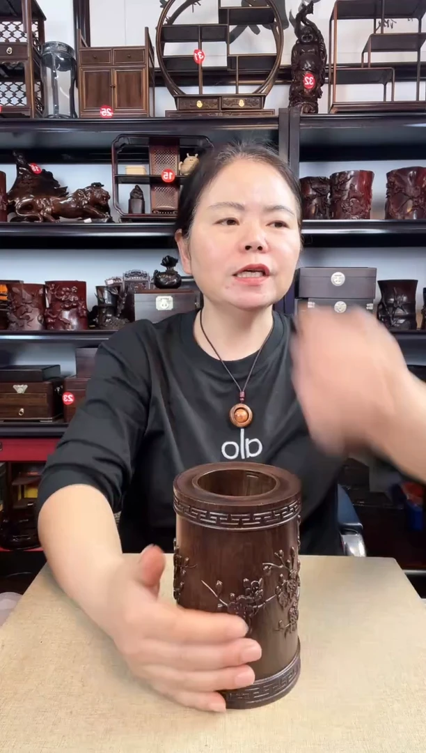 木梅花笔筒老李红木工艺品