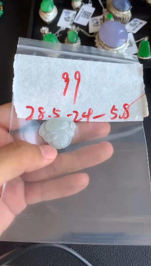 未镶嵌定制翡翠缅甸A货翡翠，拍一发一