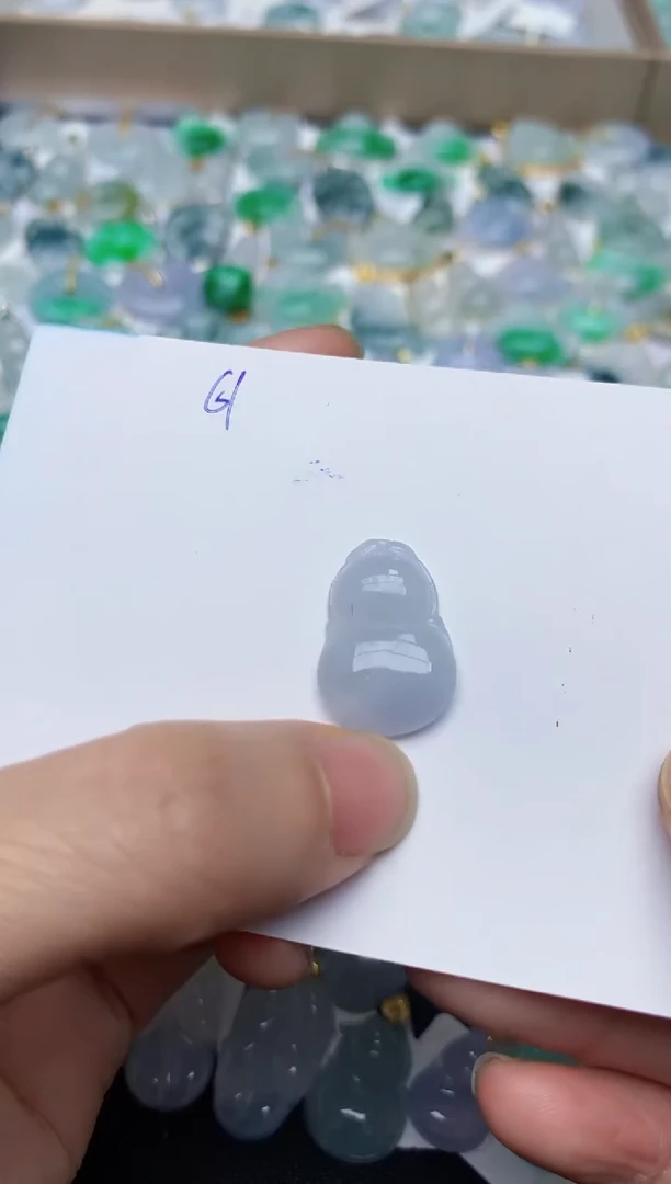 【闪购商品】翡翠颈饰未镶嵌天然翡翠A货