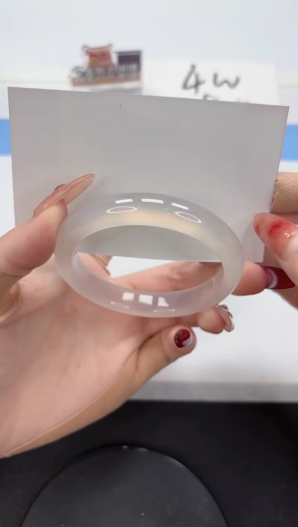 【闪购商品】石英质玉手镯未镶嵌A91-56.8