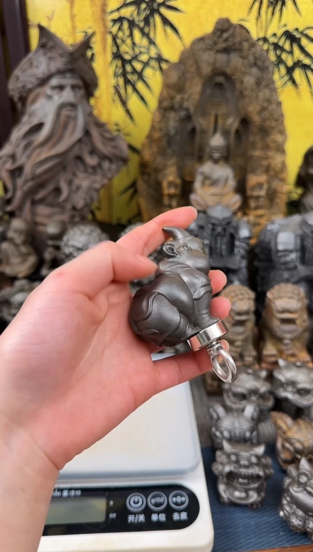 铁精致潮玩摆件小犀牛