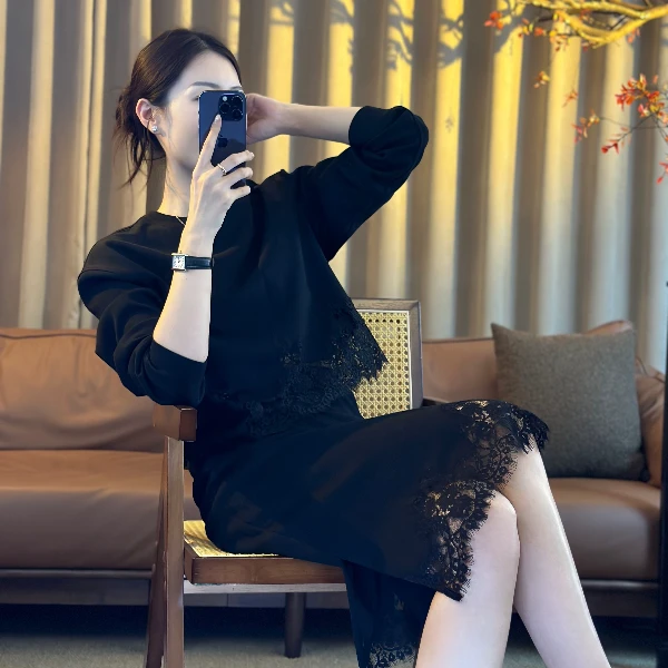 MOLANOOTD“挽烟”25秋蕾丝拼接套装女显瘦女人气质穿搭ML-B2509062