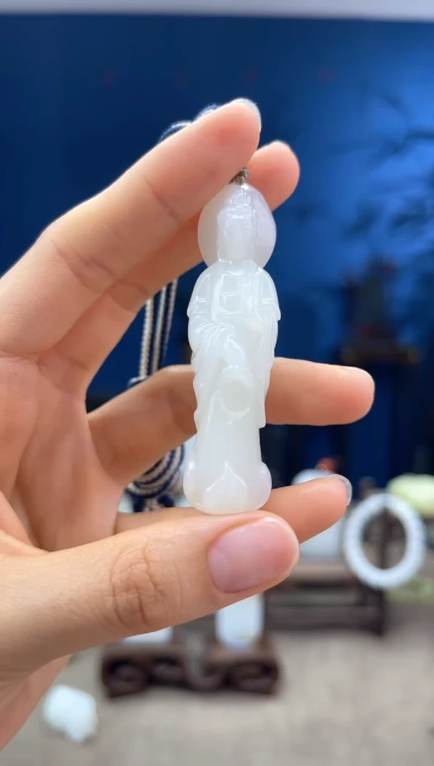 和田玉未镶嵌颈饰1