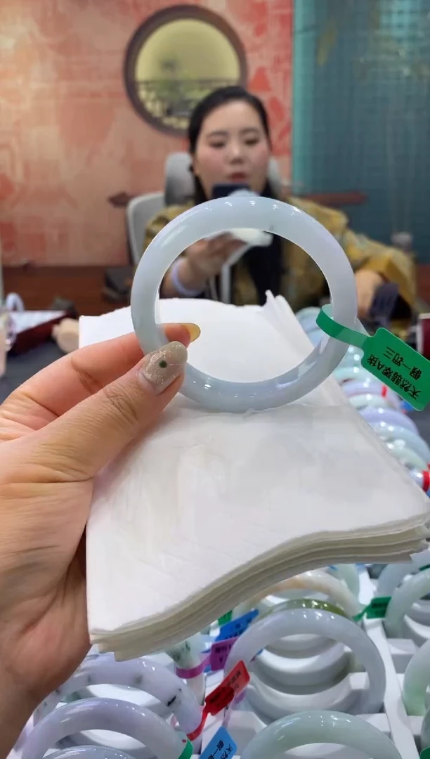 未镶嵌手镯翡翠多人00012349