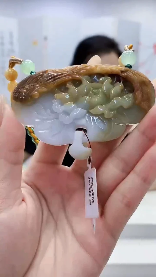 未镶嵌定制翡翠5160lr-毛货挂件115