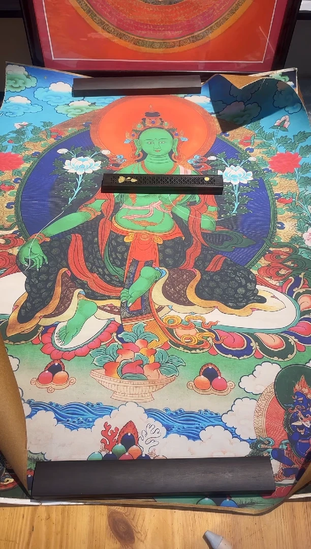 装裱画收藏级老唐卡 绿度母