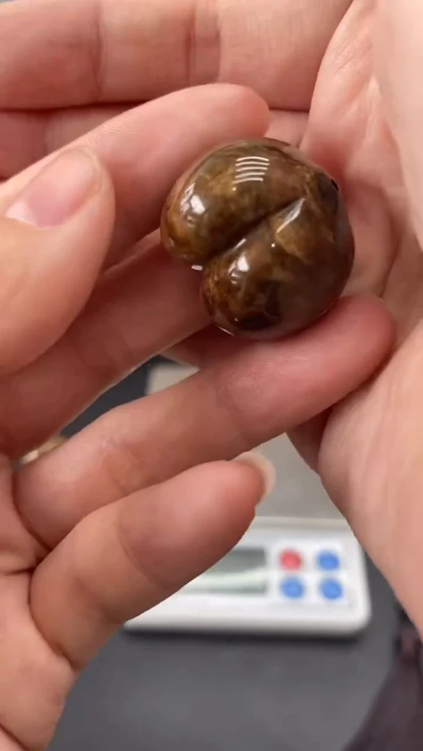 琥珀未镶嵌珠宝奇石1707