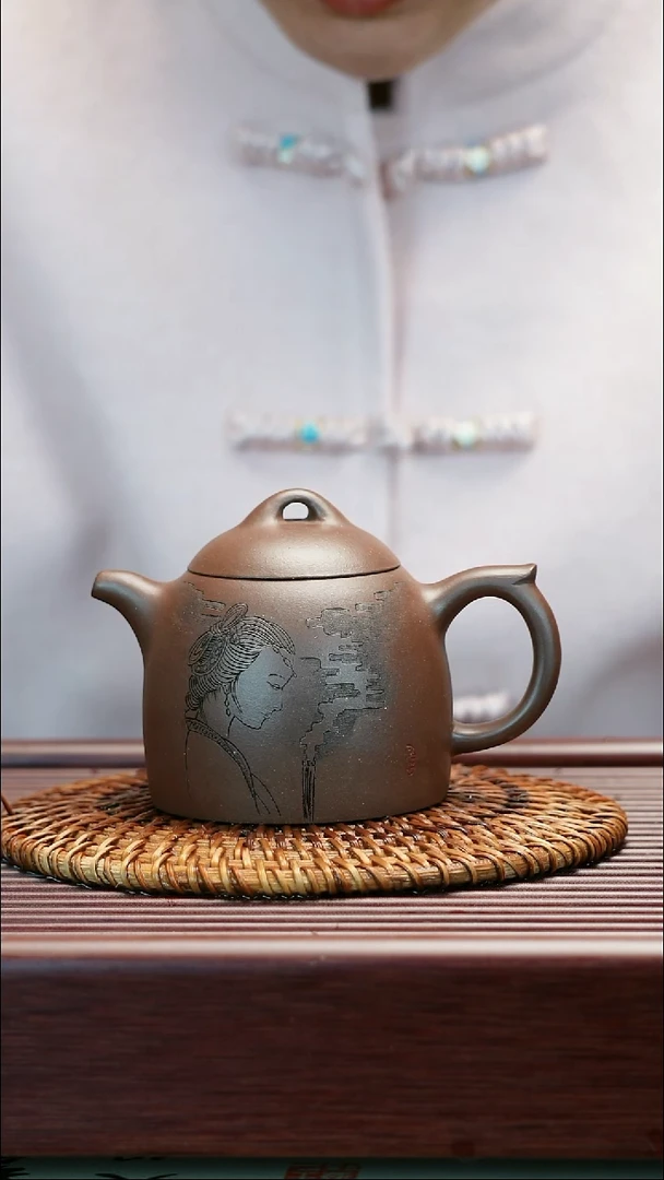 茶壶紫砂秦权 倾城 240cc