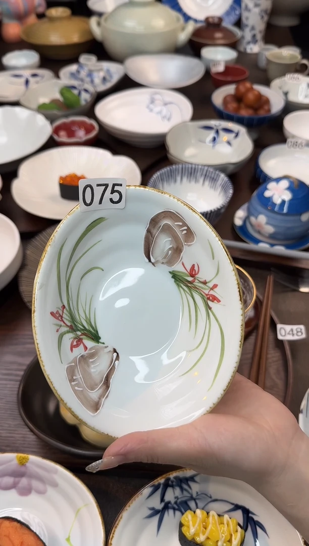 瓷（四君子）竹子元宝盘