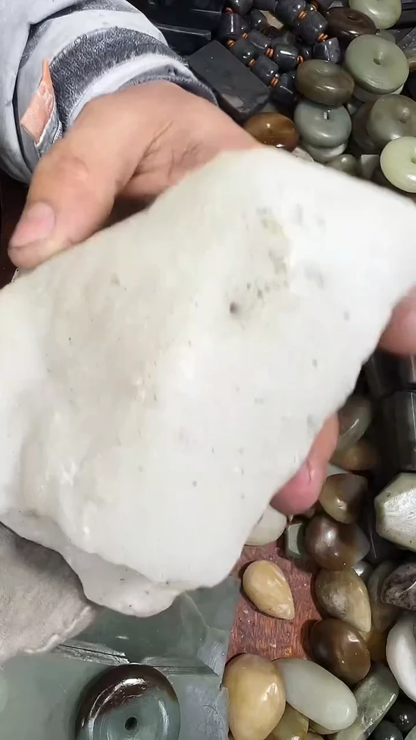 未镶嵌和田玉珠宝半成品1