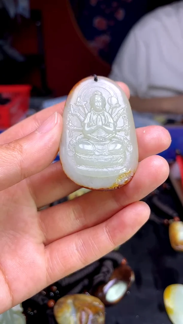 和田玉未镶嵌颈饰1