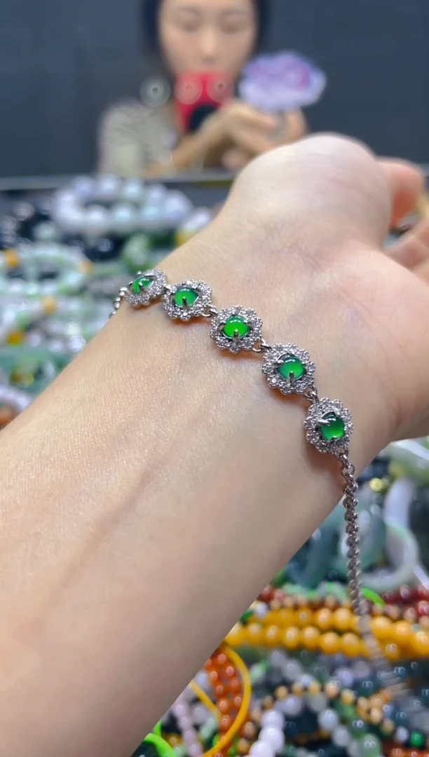 颈饰未镶嵌翡翠多样性择优发货