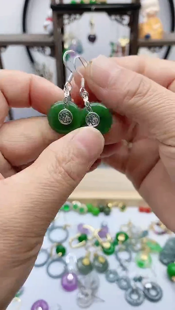 未镶嵌和田玉耳饰203