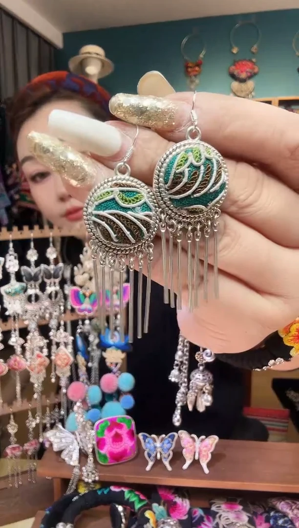 刺绣纯手工民族风刺绣耳环