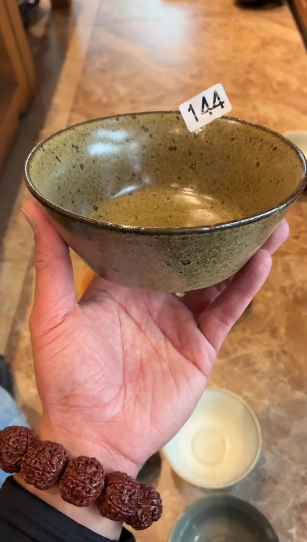 瓷片能*花144陶泥黄马蹄粥碗1个