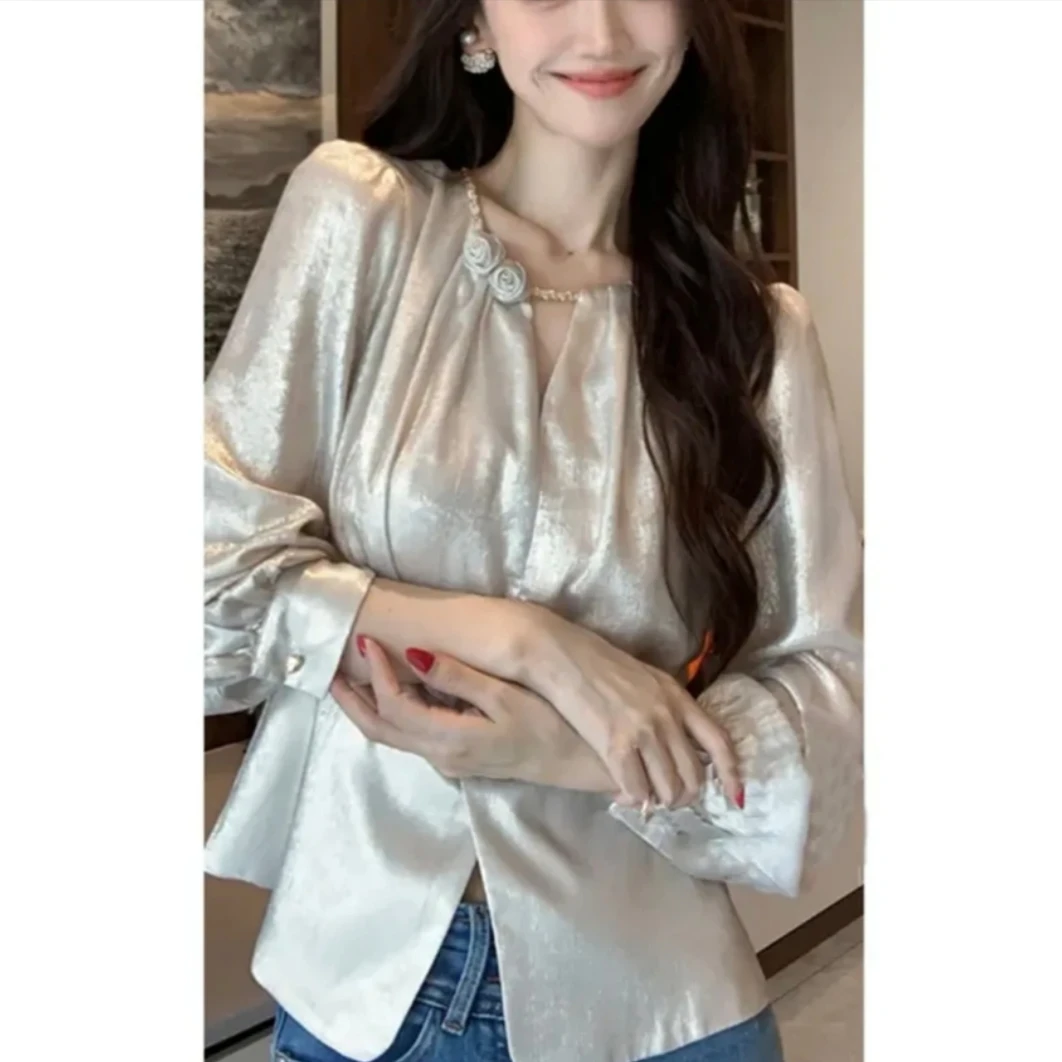 法式轻奢气质长袖衬衫女春装新款设计感洋气显瘦小衫T恤